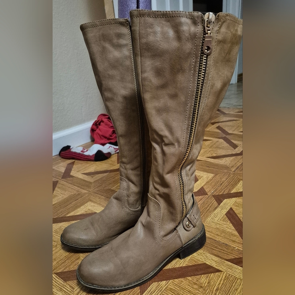 DB DLO Fashions Brown Faux Leather Heeled Boots Size 7